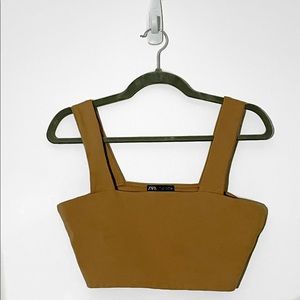 Simple & stylish brown crop top from Zara